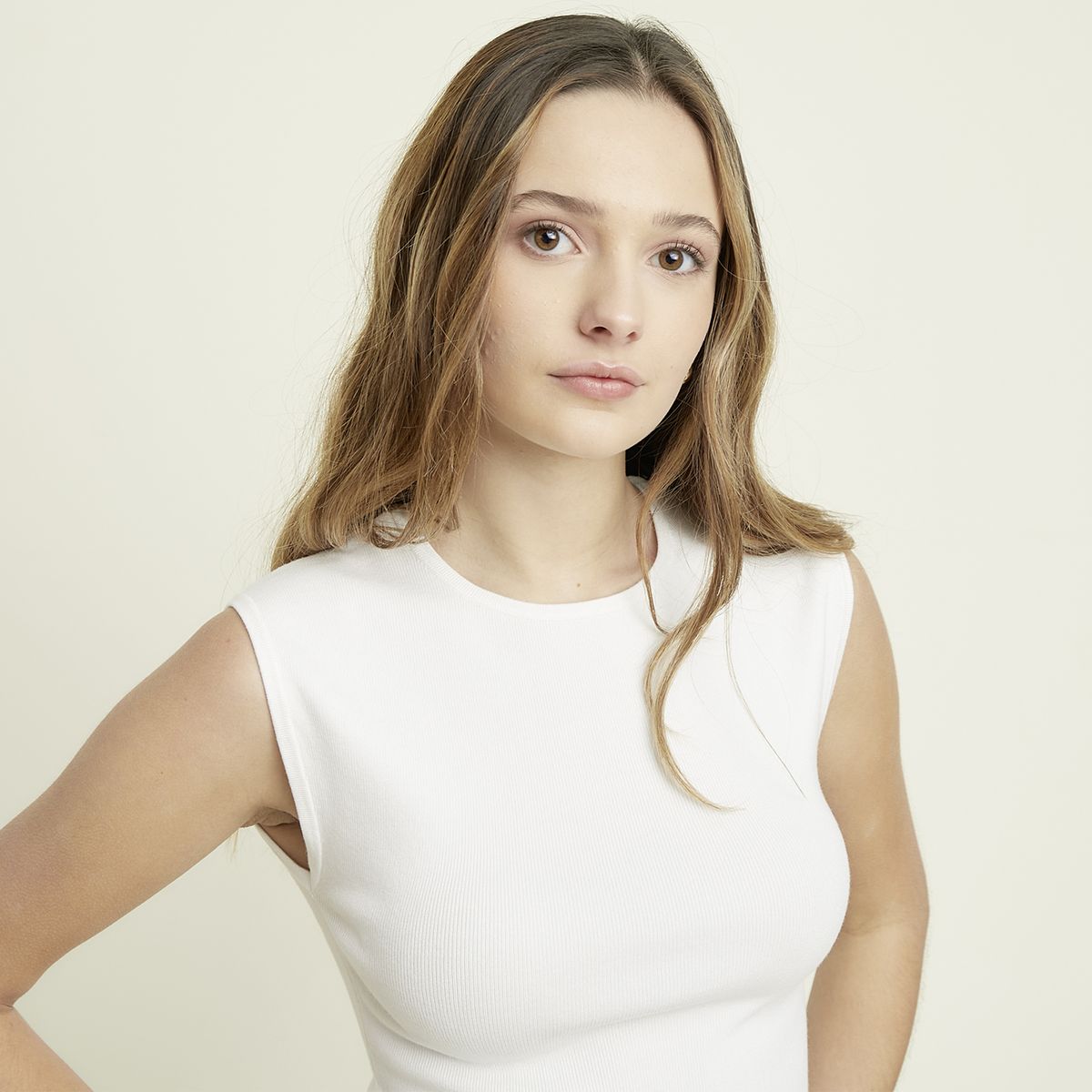 SYBILLA - Polera Sin Manga Mujer Sybilla