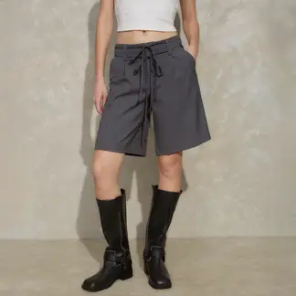 SYBILLA - Short Mujer Gris