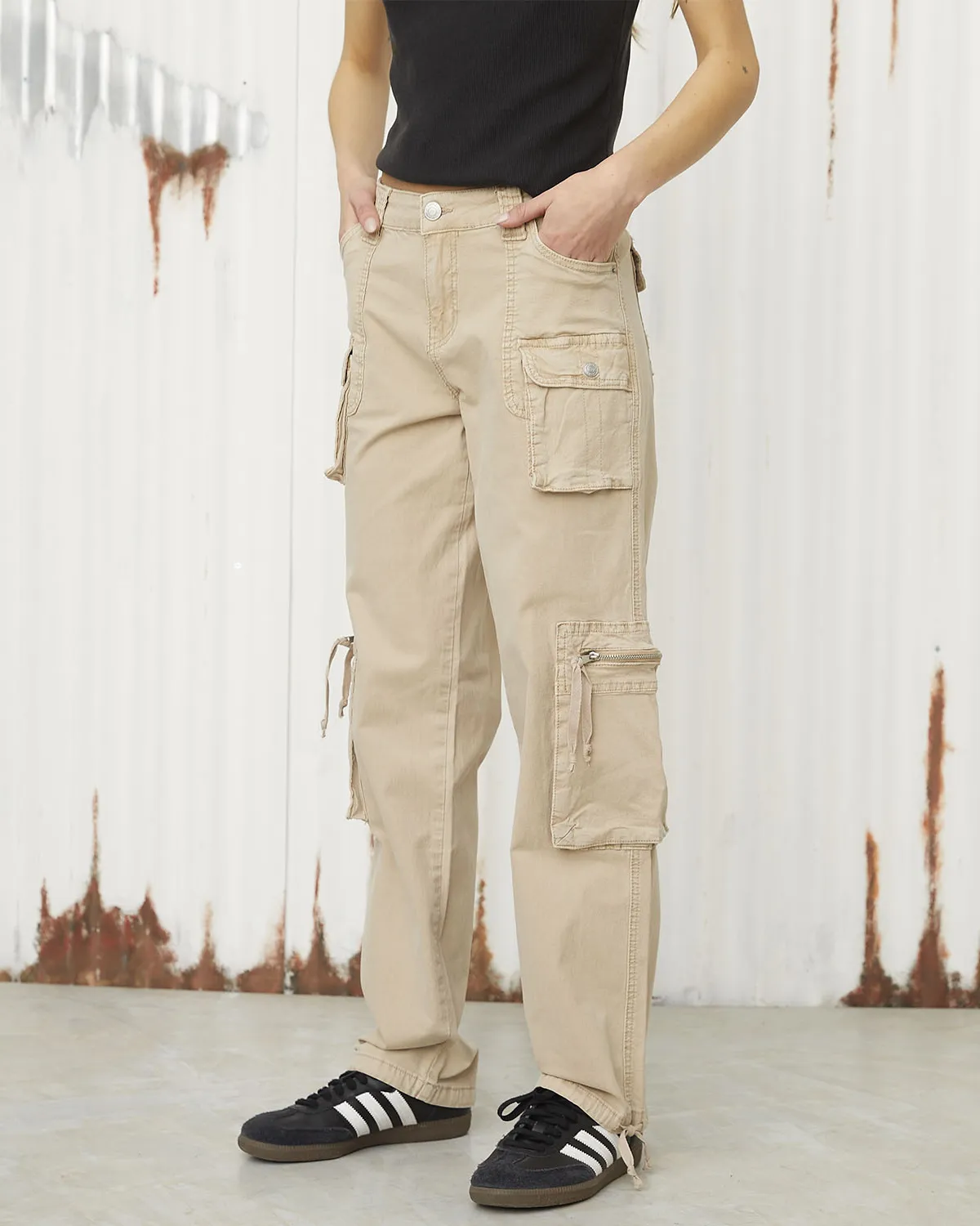 Pantalón Cargo Falabella Jeans Mujer Tiro Alto Mossimo Falabella