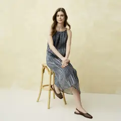 UNIVERSITY CLUB - Vestido Mujer