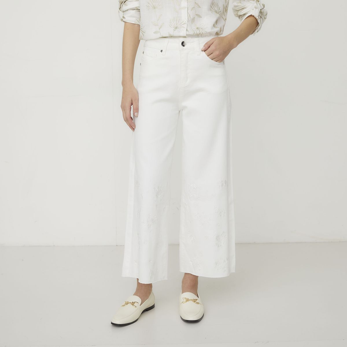 APOLOGY - Pantalón Crop Fit Tiro Alto Mujer Apology