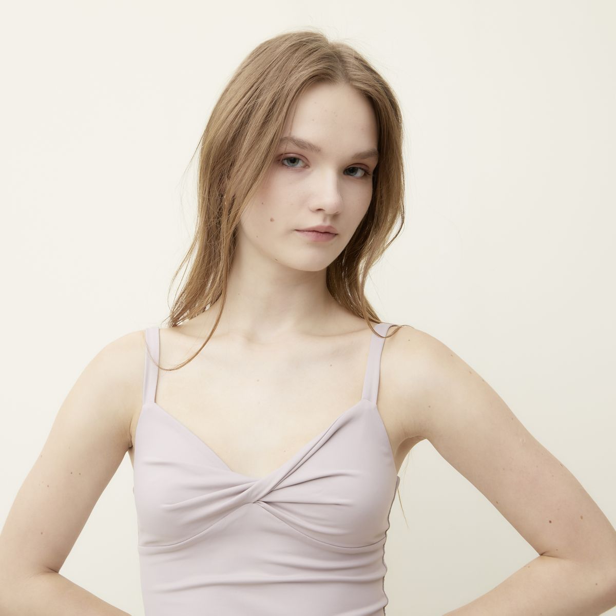 SYBILLA - Peto Sin Manga Mujer Sybilla