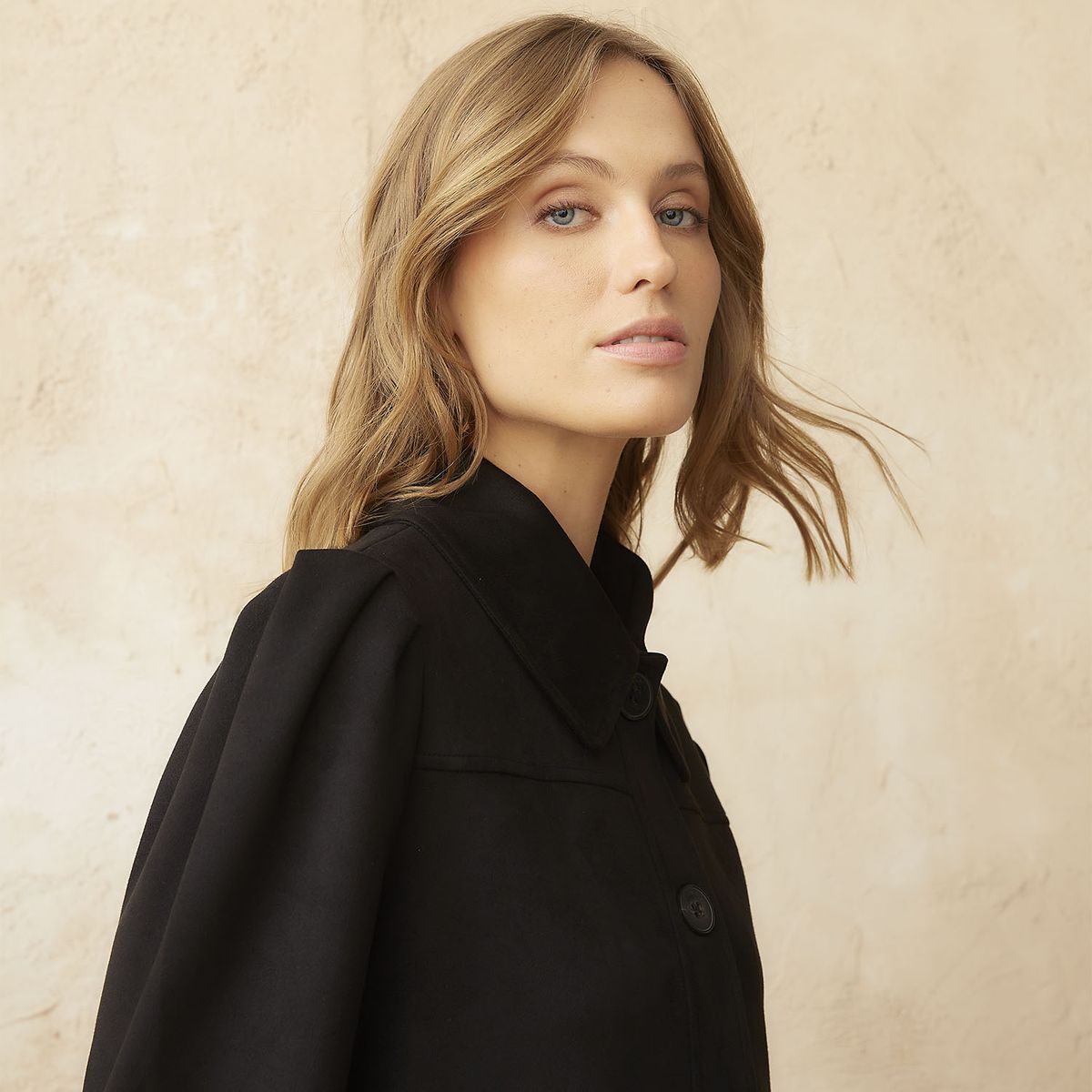 BASEMENT - Chaqueta Mujer Basement