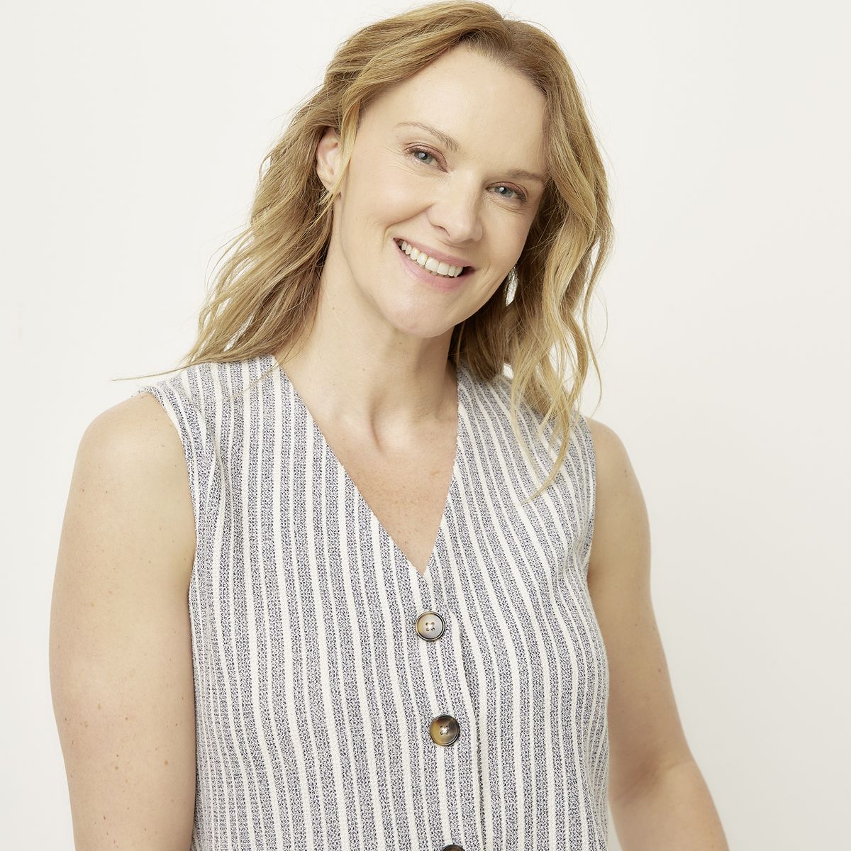 NEWPORT - Polera Sin Manga Mujer Newport