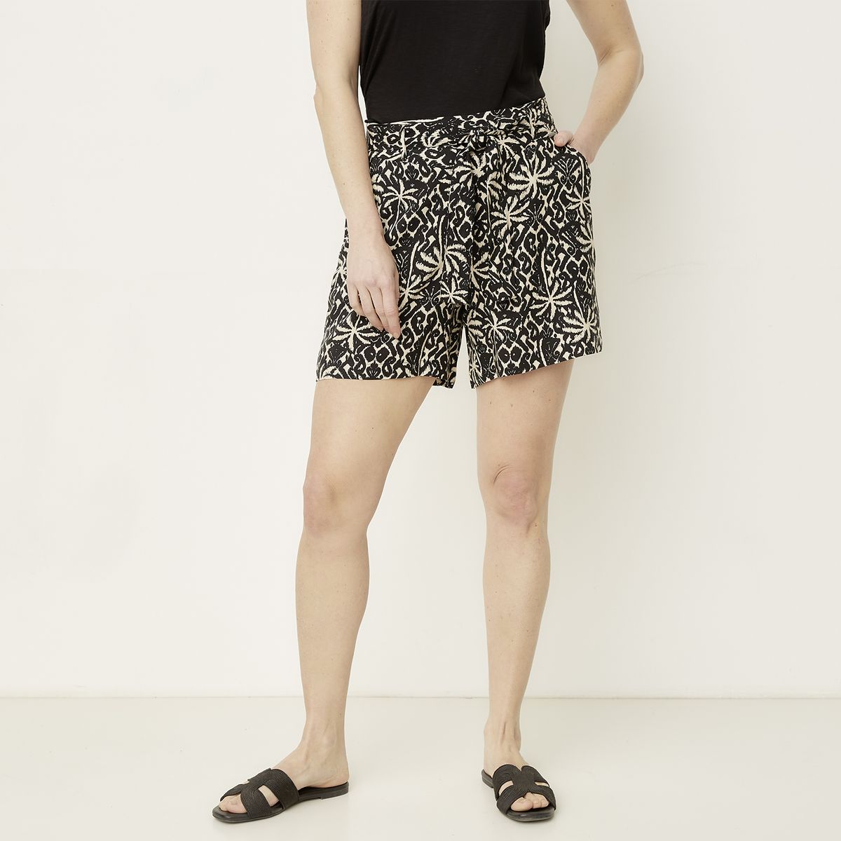NEWPORT - Short Tiro Alto Classic Fit Mujer Viscosa Newport