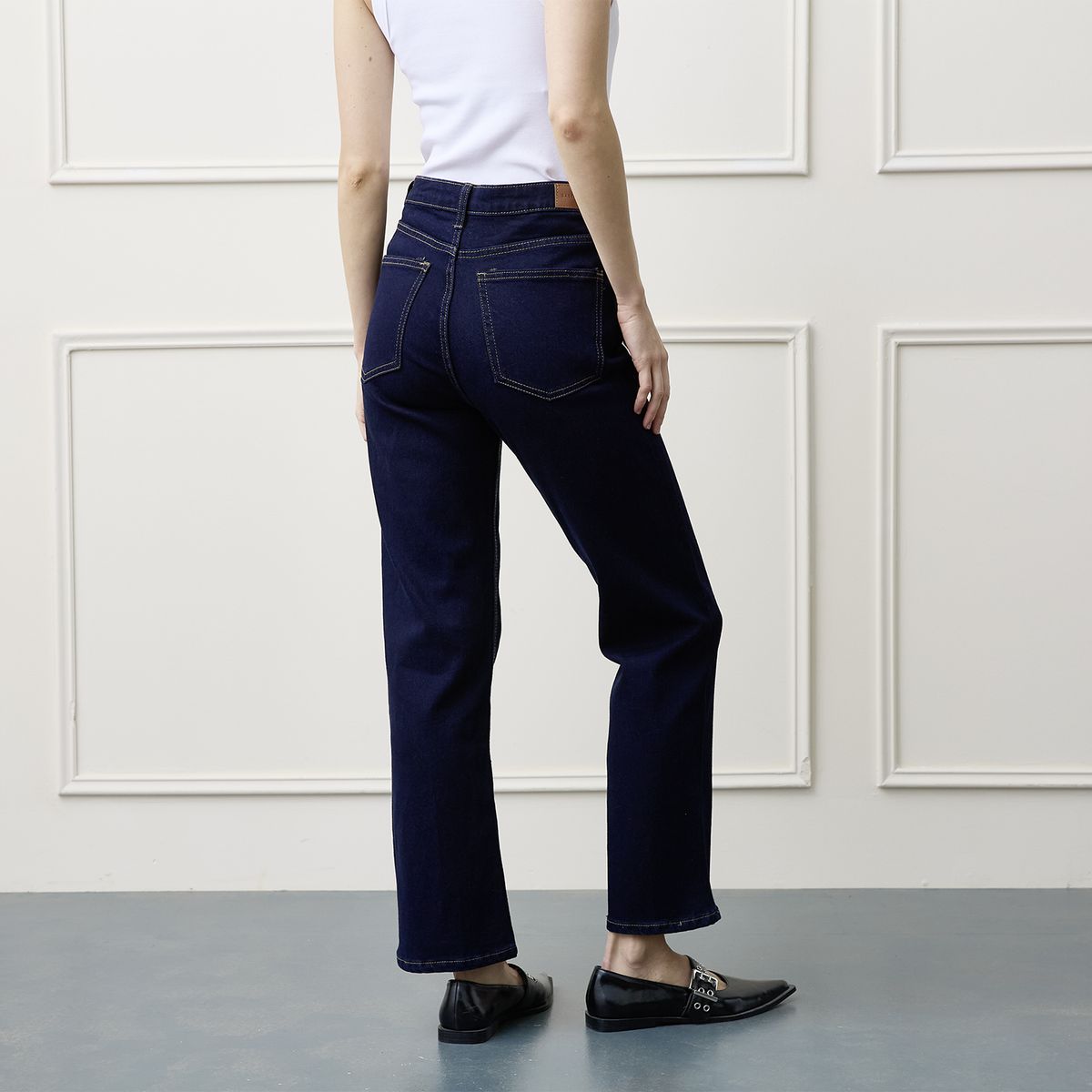 BASEMENT - Jeans Straight Tiro Alto Mujer Basement