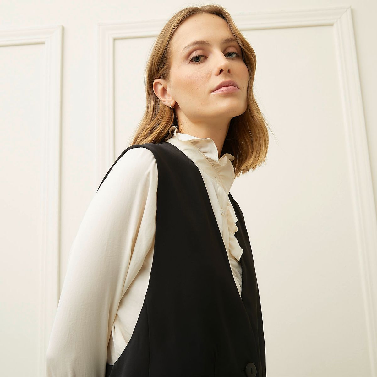 BASEMENT - Vest Mujer Basement