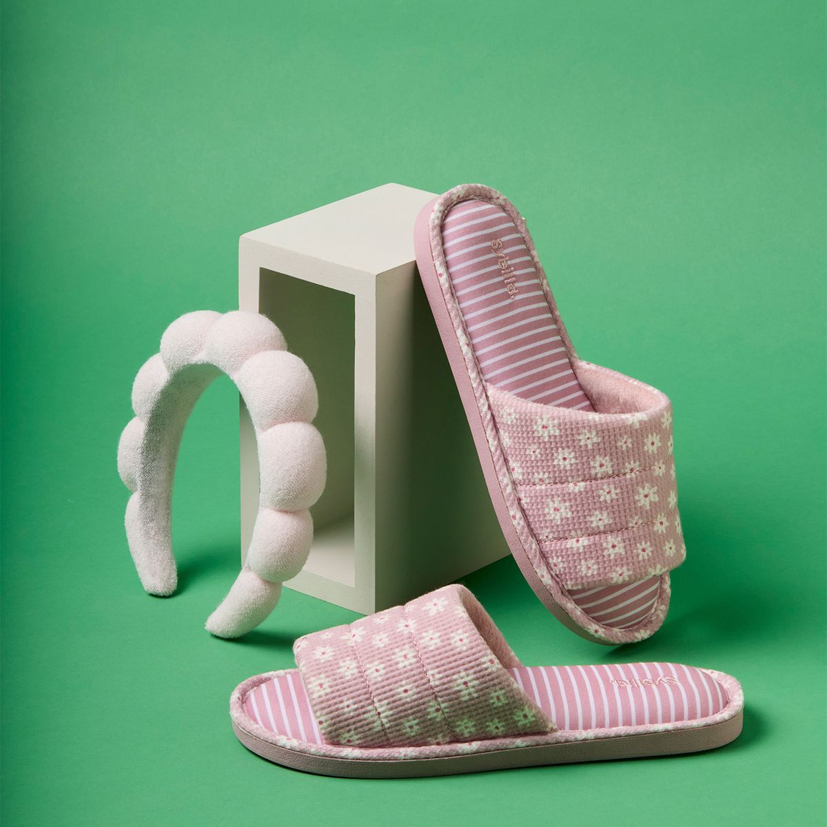 SYBILLA - Pantufla + Cintillo Mujer en Caja Sybilla