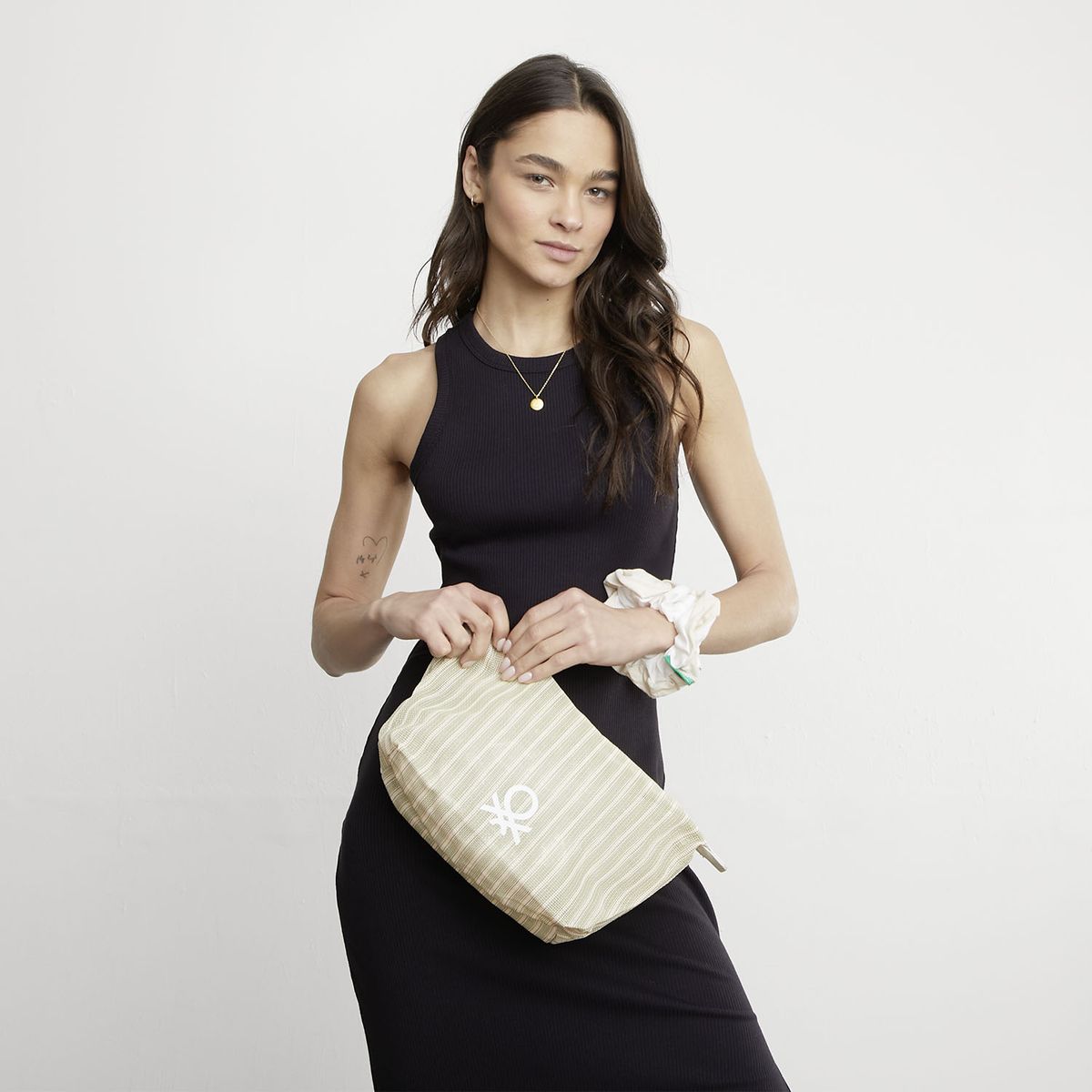 BENETTON - Cosmetiquero + Colet Mujer Benetton