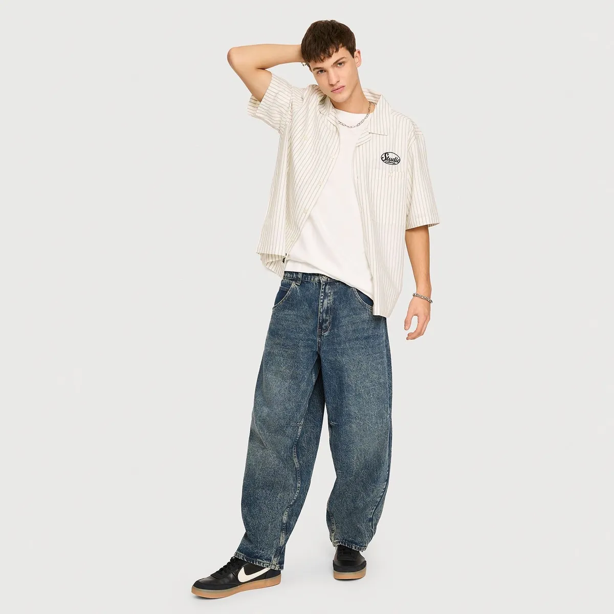 AMERICANINO - Jeans Baggy Tiro Bajo Hombre Americanino