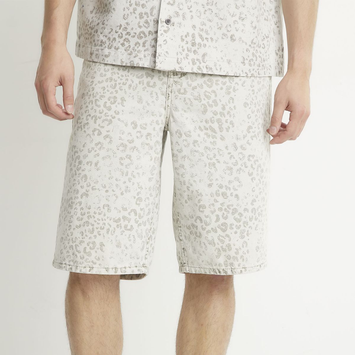 BASEMENT - Bermuda Cargo Hombre Basement