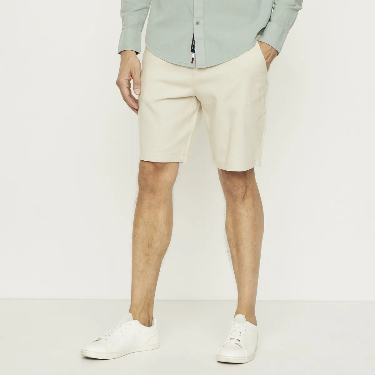UNIVERSITY CLUB - Bermuda Chino Hombre University Club