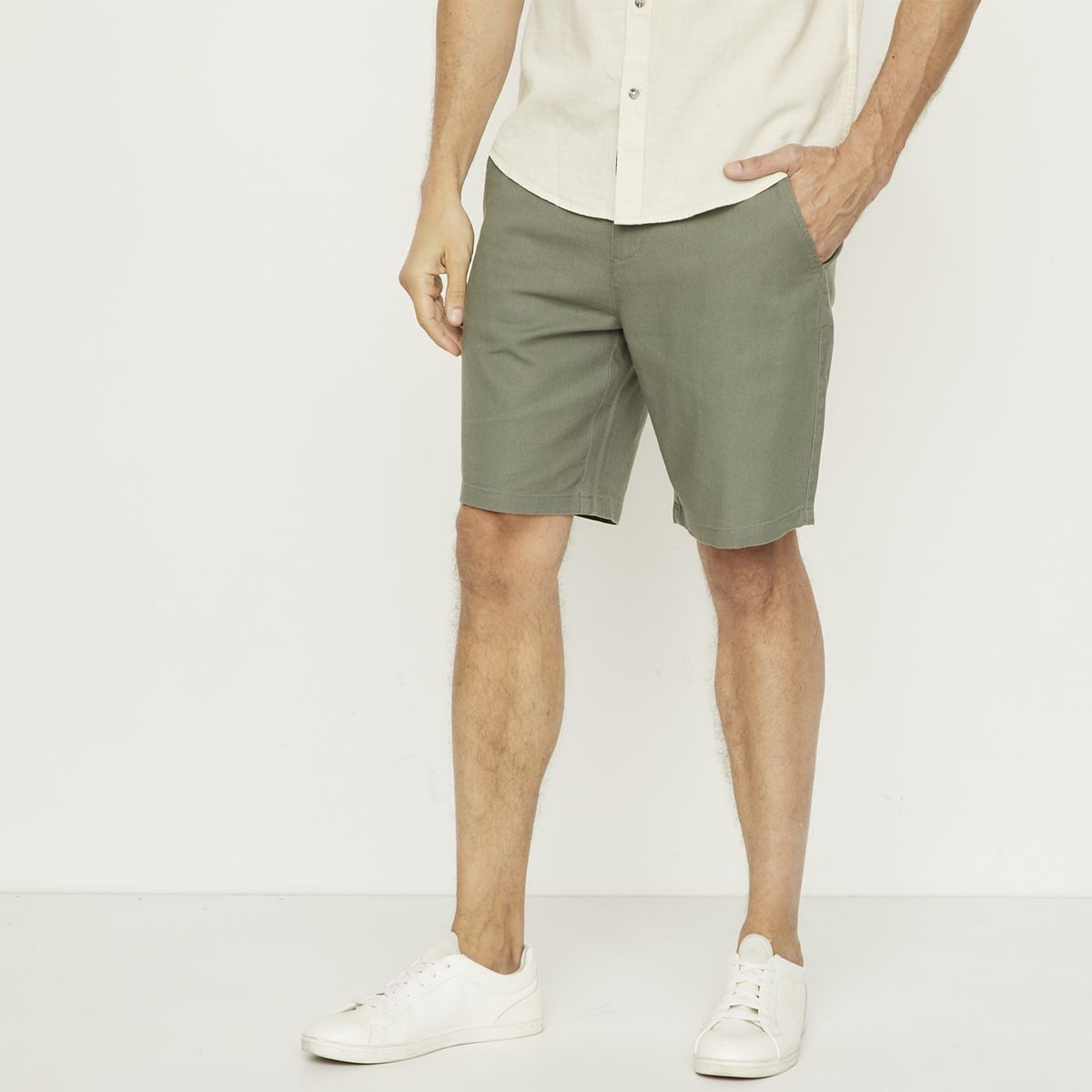 UNIVERSITY CLUB - Bermuda Chino Hombre University Club