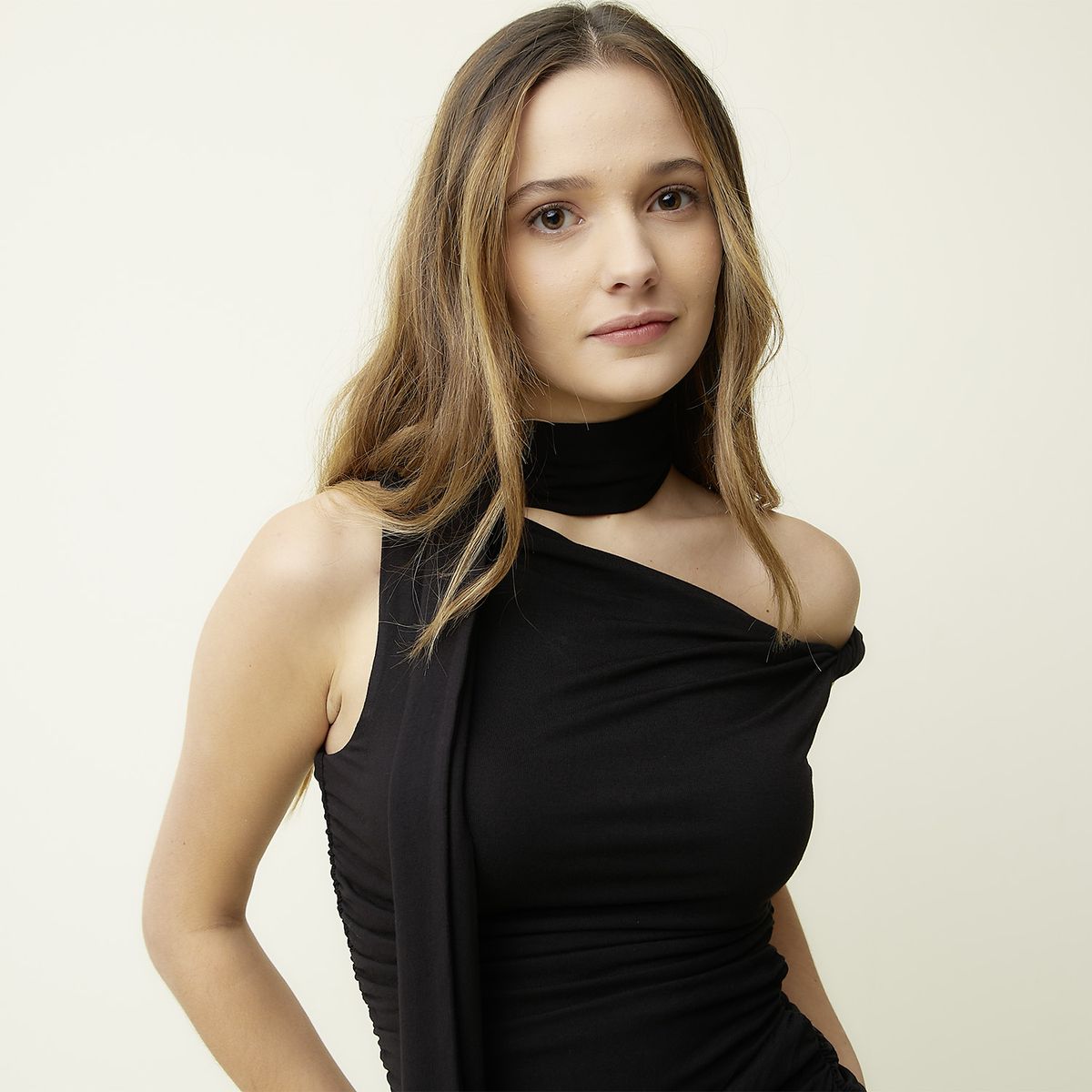 SYBILLA - Polera Sin Manga Mujer Sybilla