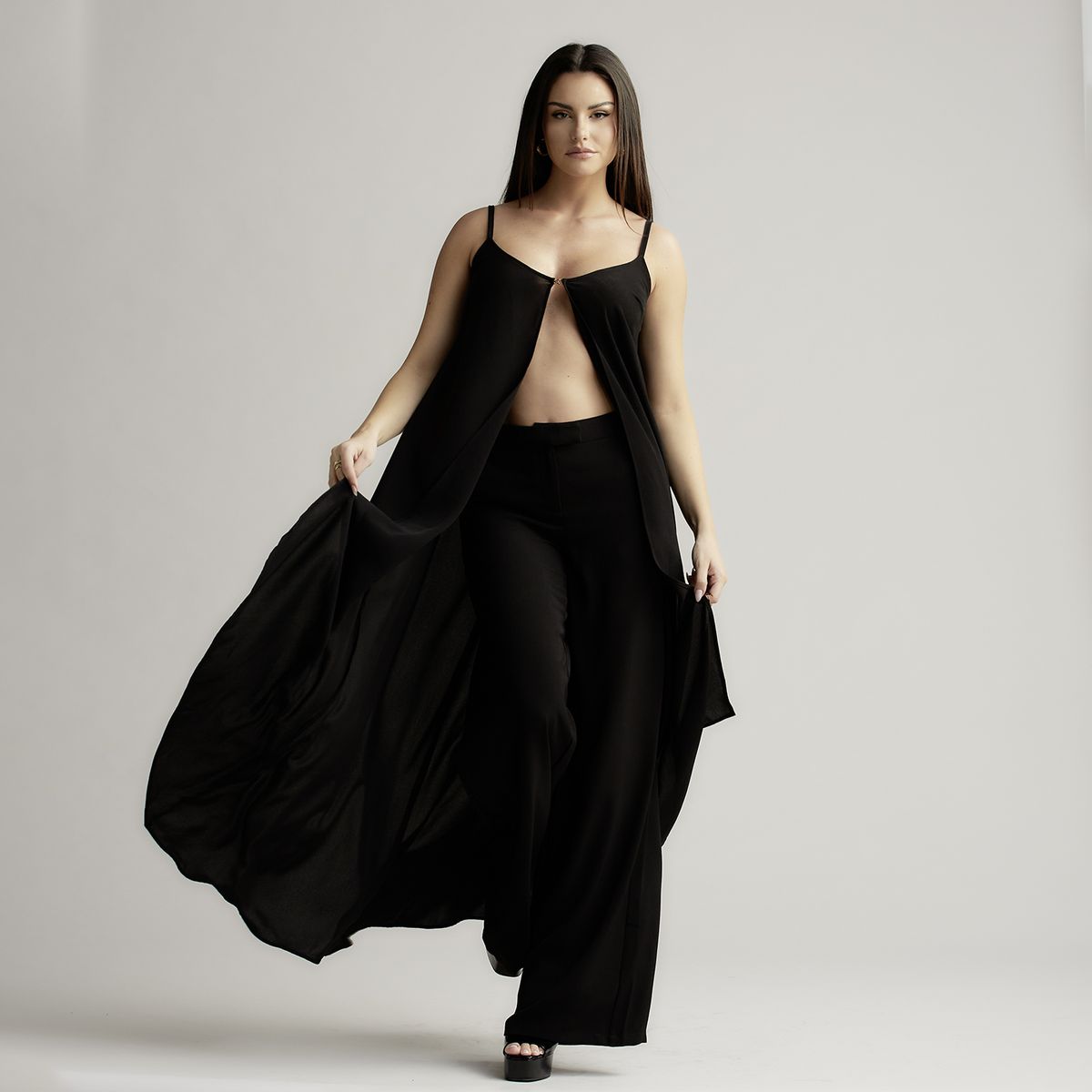 MOSSIMO - Pantalón Recto Tiro Medio Mujer X Emilia Dides Mossimo