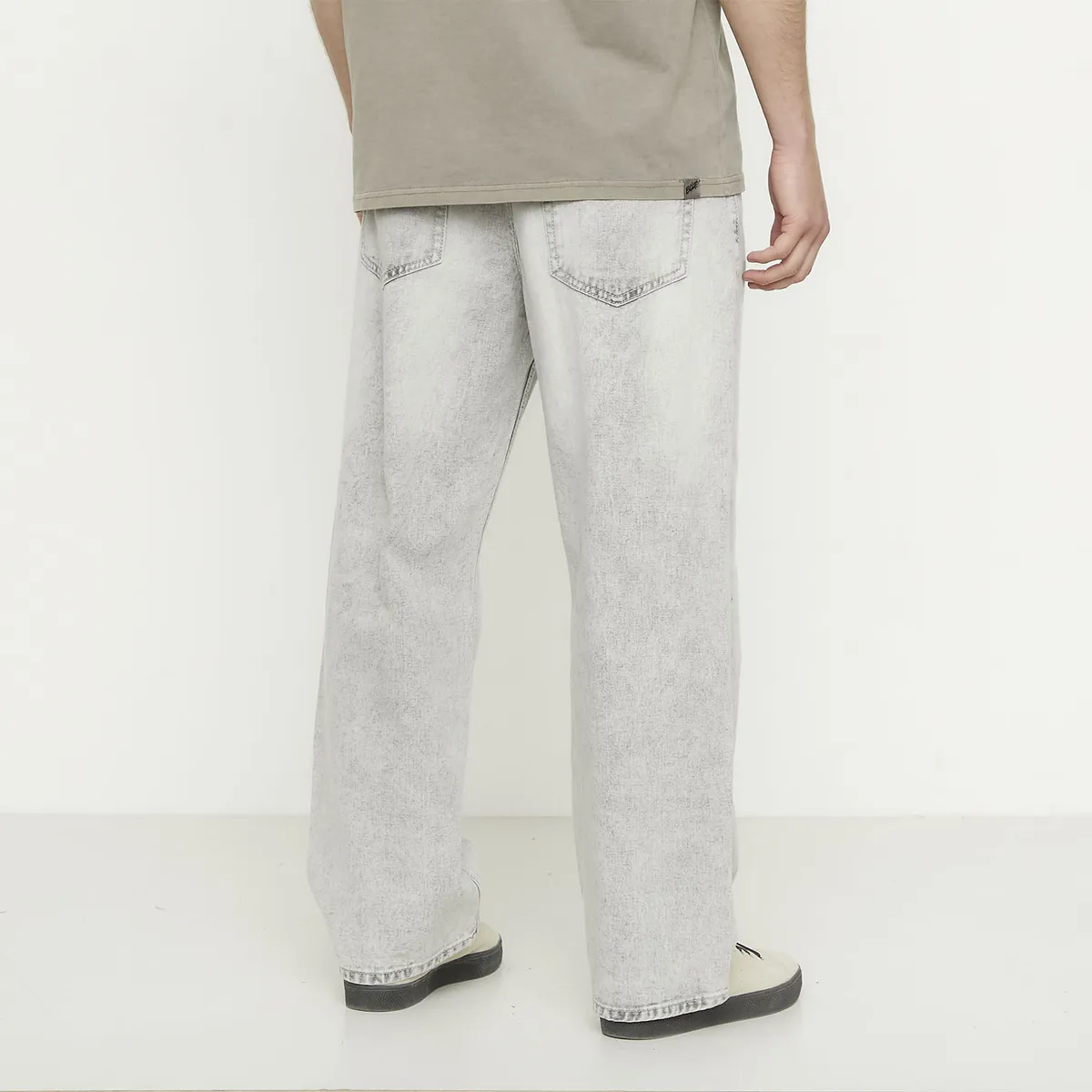 BEARCLIFF - Jeans Calce Baloon Tiro Medio Hombre Bearcliff