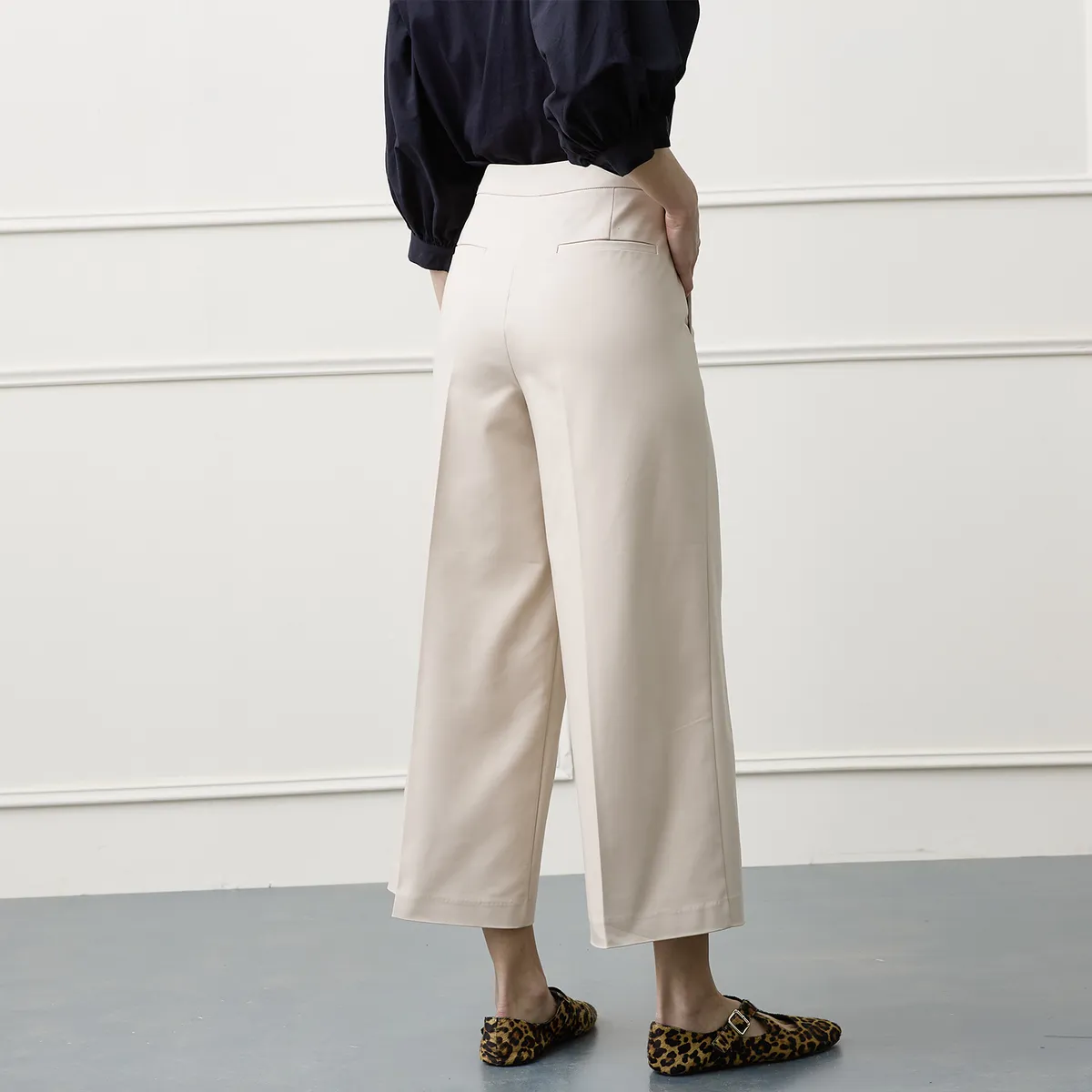 BASEMENT - Pantalón Mujer Basement