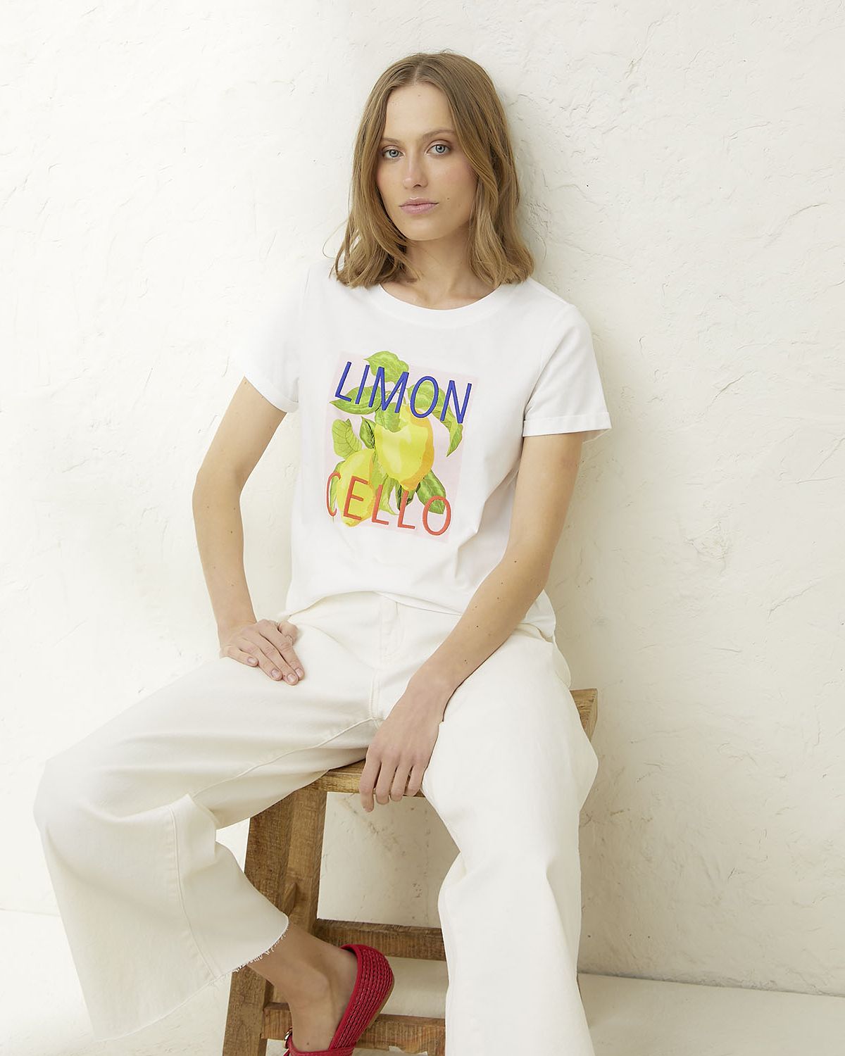 BASEMENT Polera Manga Corta Algodón Mujer Basement