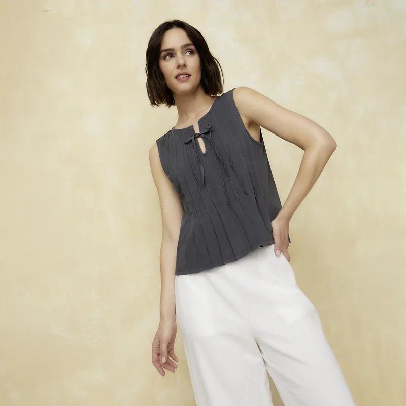 UNIVERSITY CLUB - Polera Sin Manga Algodón Mujer University Club