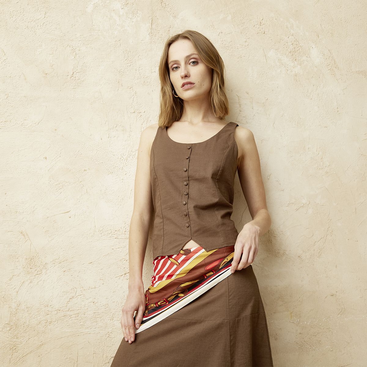 BASEMENT - Blusa Sin Manga Lino Mujer Basement