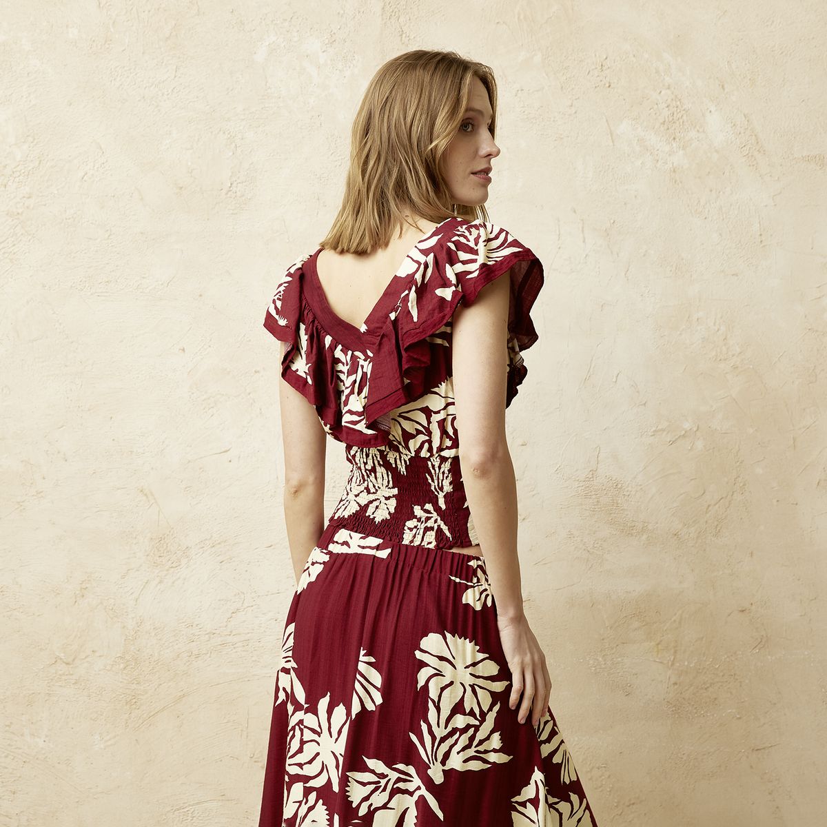 BASEMENT - Blusa Sin Manga Lino Mujer Basement