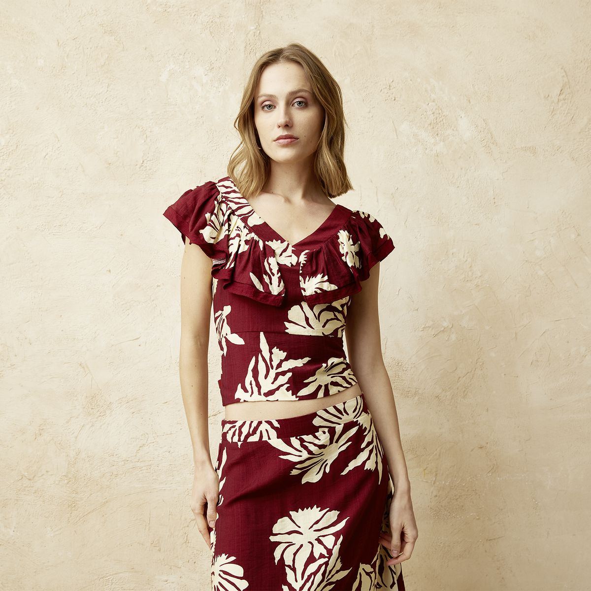 BASEMENT - Blusa Sin Manga Lino Mujer Basement