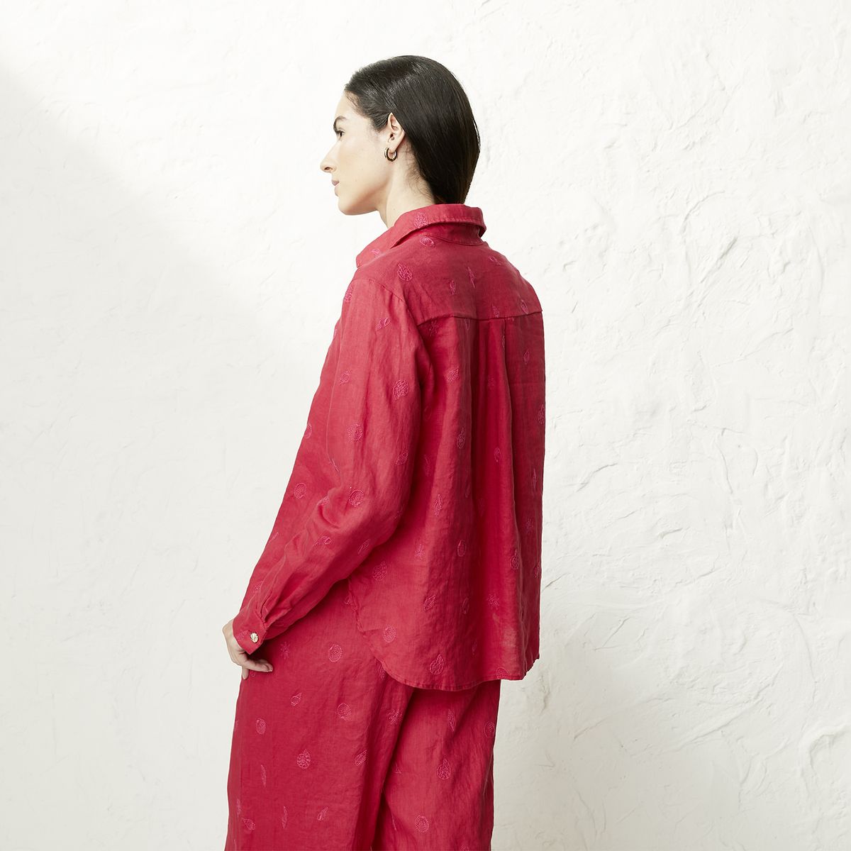 BASEMENT - Blusa Mujer 100% Lino x Fran Larrain Basement