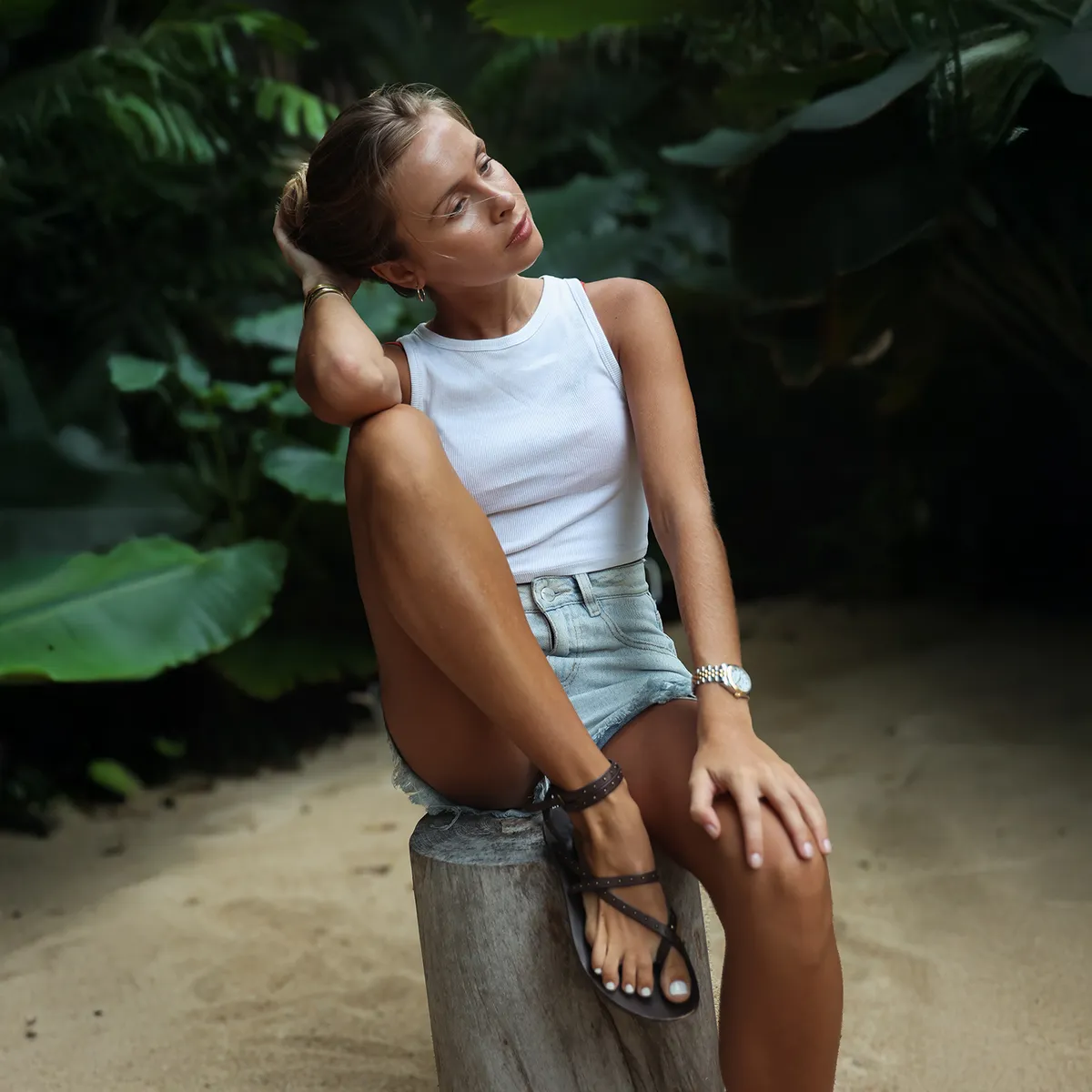 BASEMENT - Sandalia Mujer Cuero Café x Paula Mekis