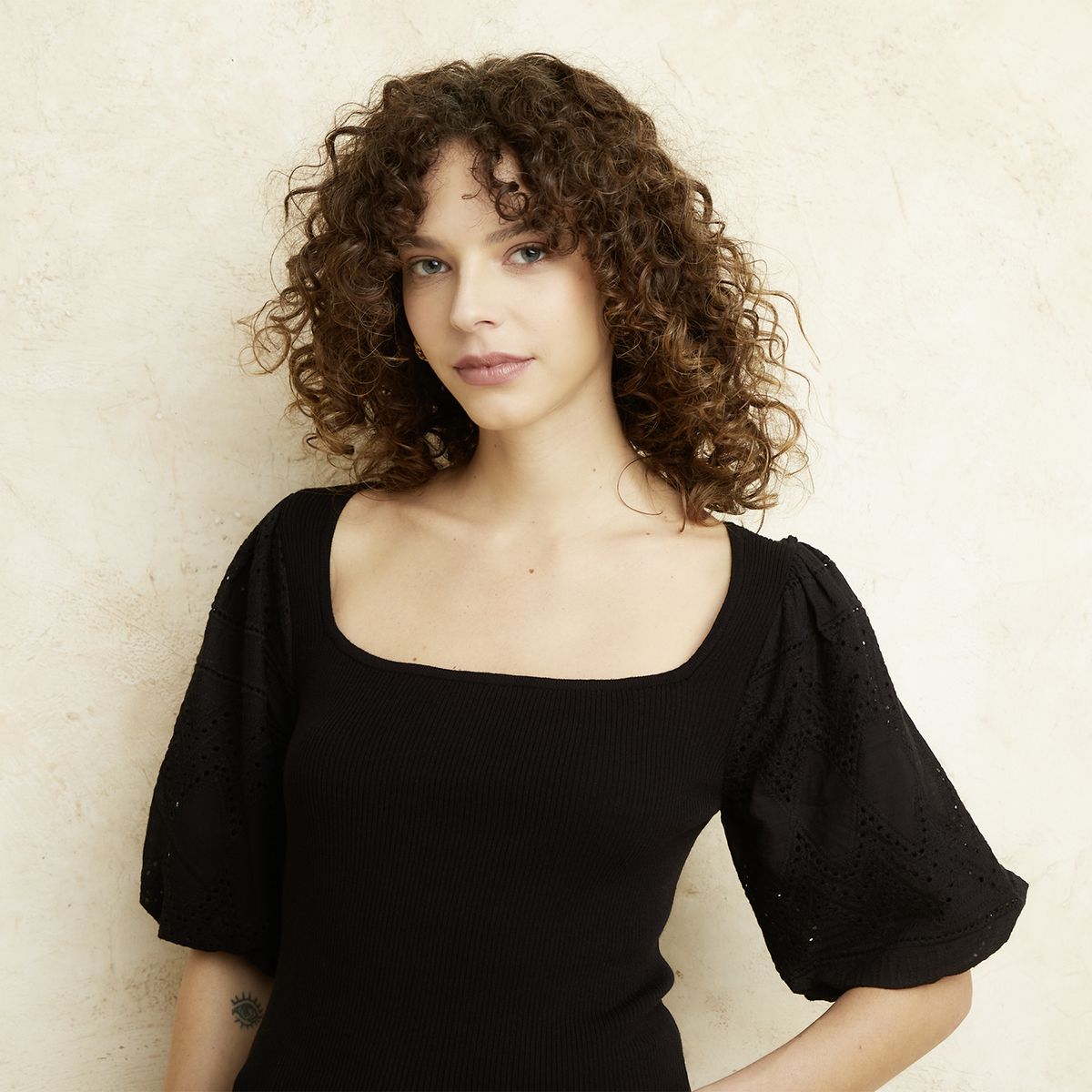 BASEMENT - Polera Manga Corta Mujer Basement