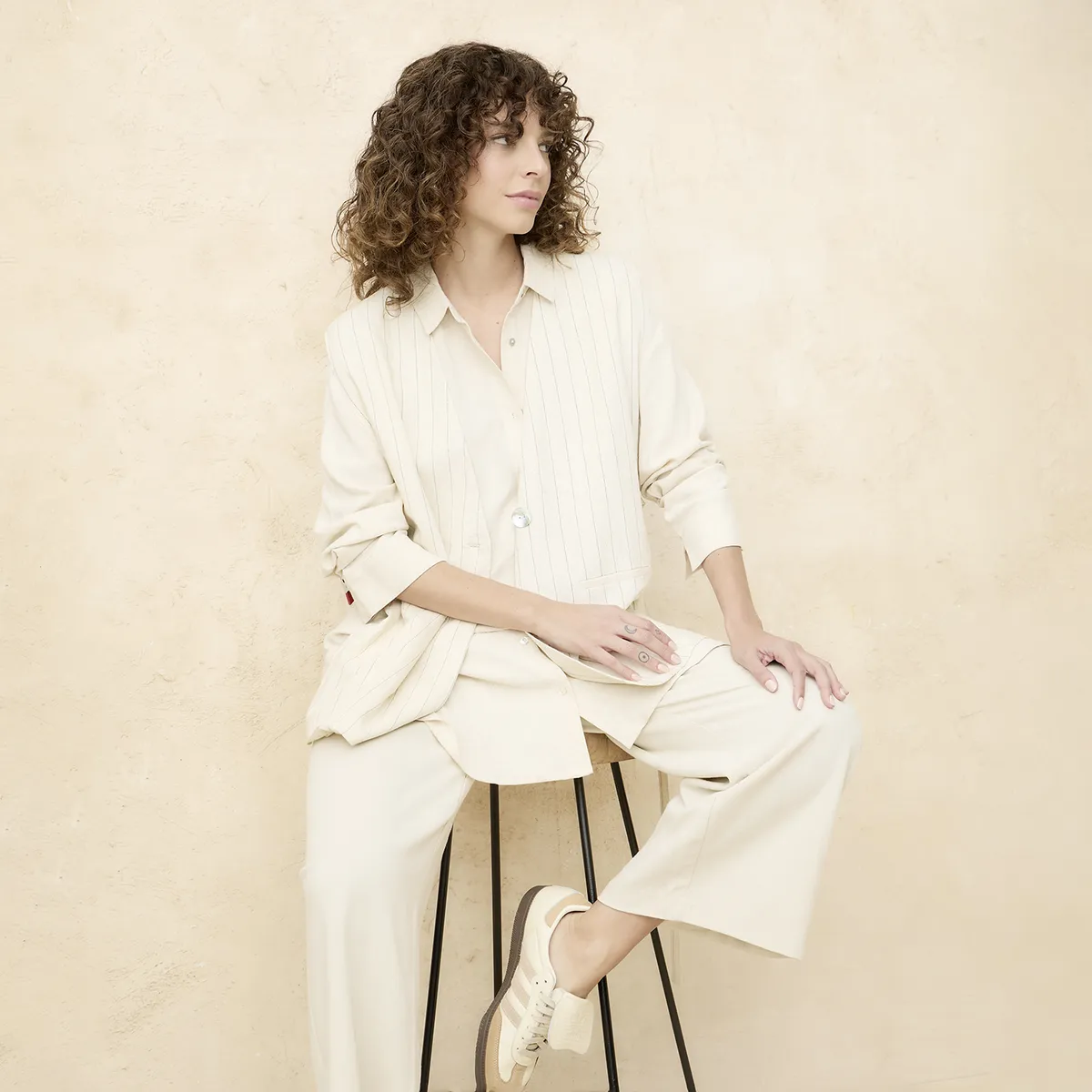 BASEMENT - Blazer Mujer Basement
