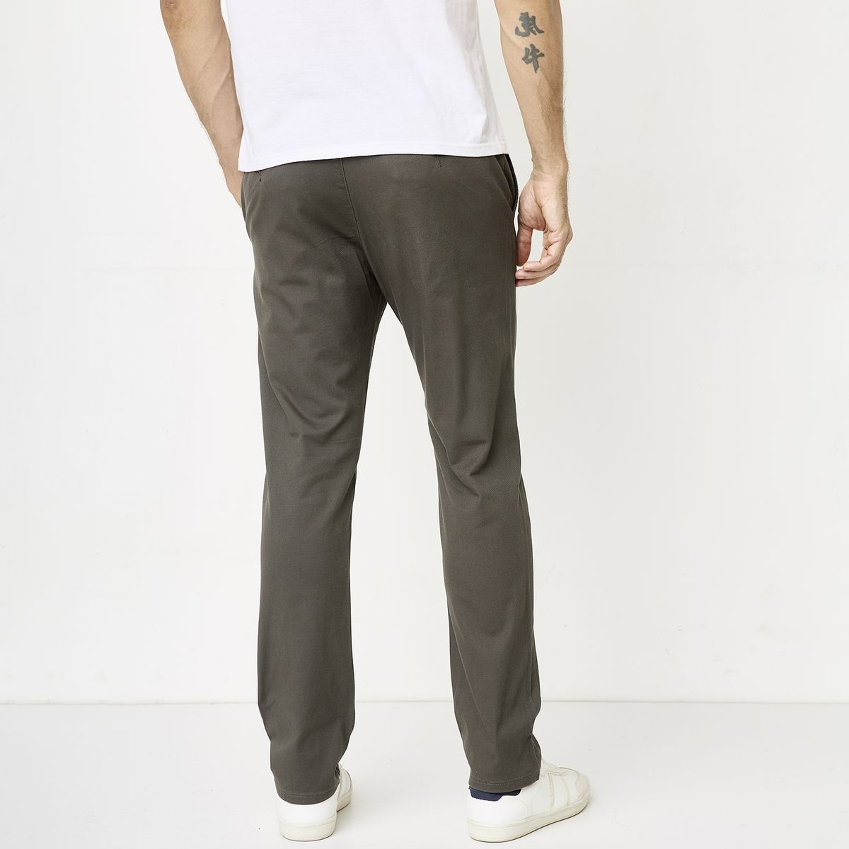 NEWPORT - Pantalón Casual Hombre Newport