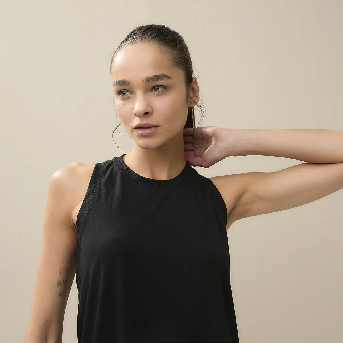 DIADORA - Polera Deportiva Sin Mangas Mujer Diadora