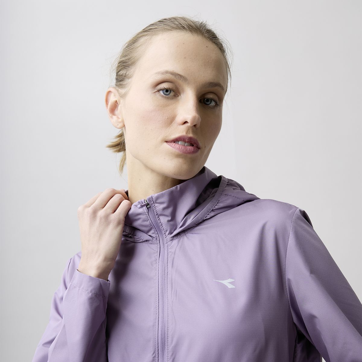 DIADORA - Cortaviento Deportivo Mujer Diadora