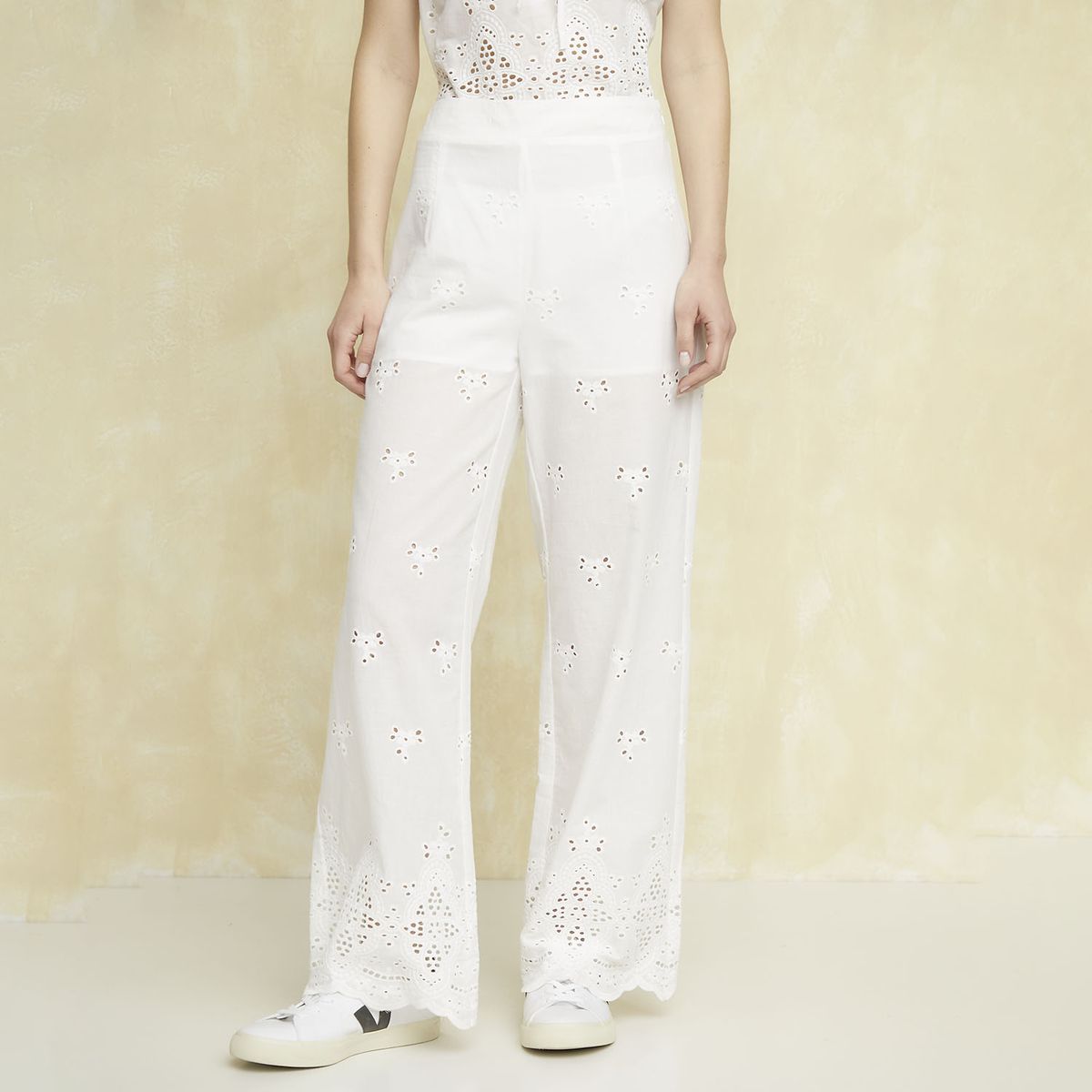 UNIVERSITY CLUB - Pantalón Classic Fit Tiro Alto Mujer University Club