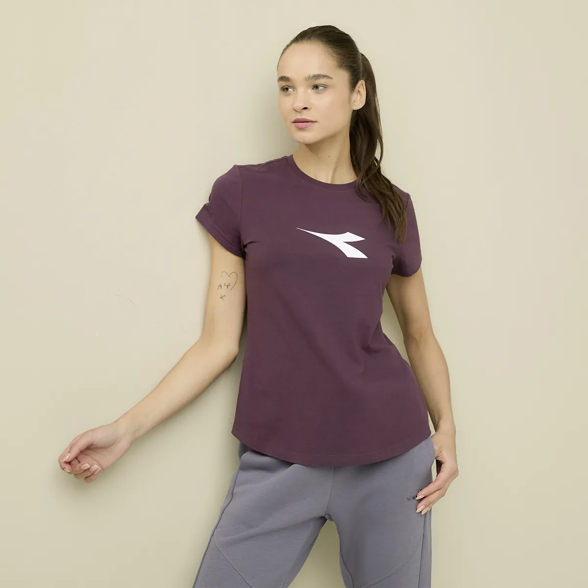 DIADORA - Polera Deportiva Algodón Mujer Diadora