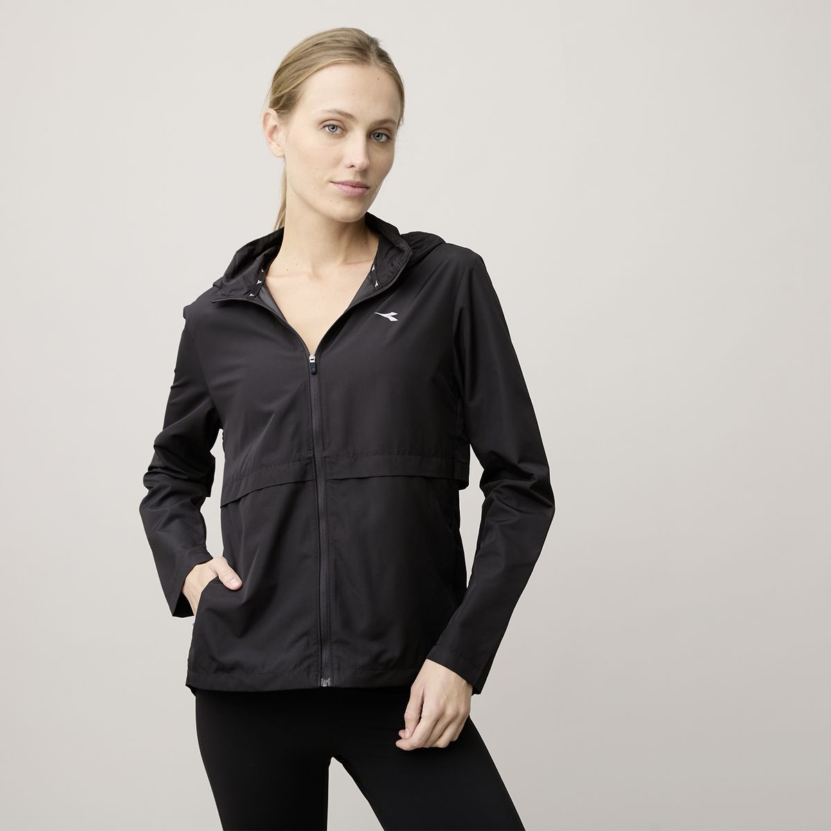 DIADORA - Cortaviento Deportivo Mujer Diadora