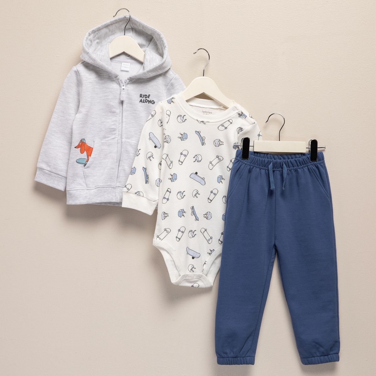 YAMP - Conjunto Polerón Más Body Más Pantalón De Buzo Bebe Yamp
