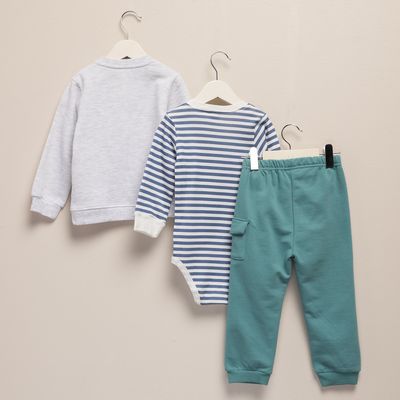 Imagen 2 del producto Conjunto Polerón Más Pantalón De Buzo Más Body Bebé