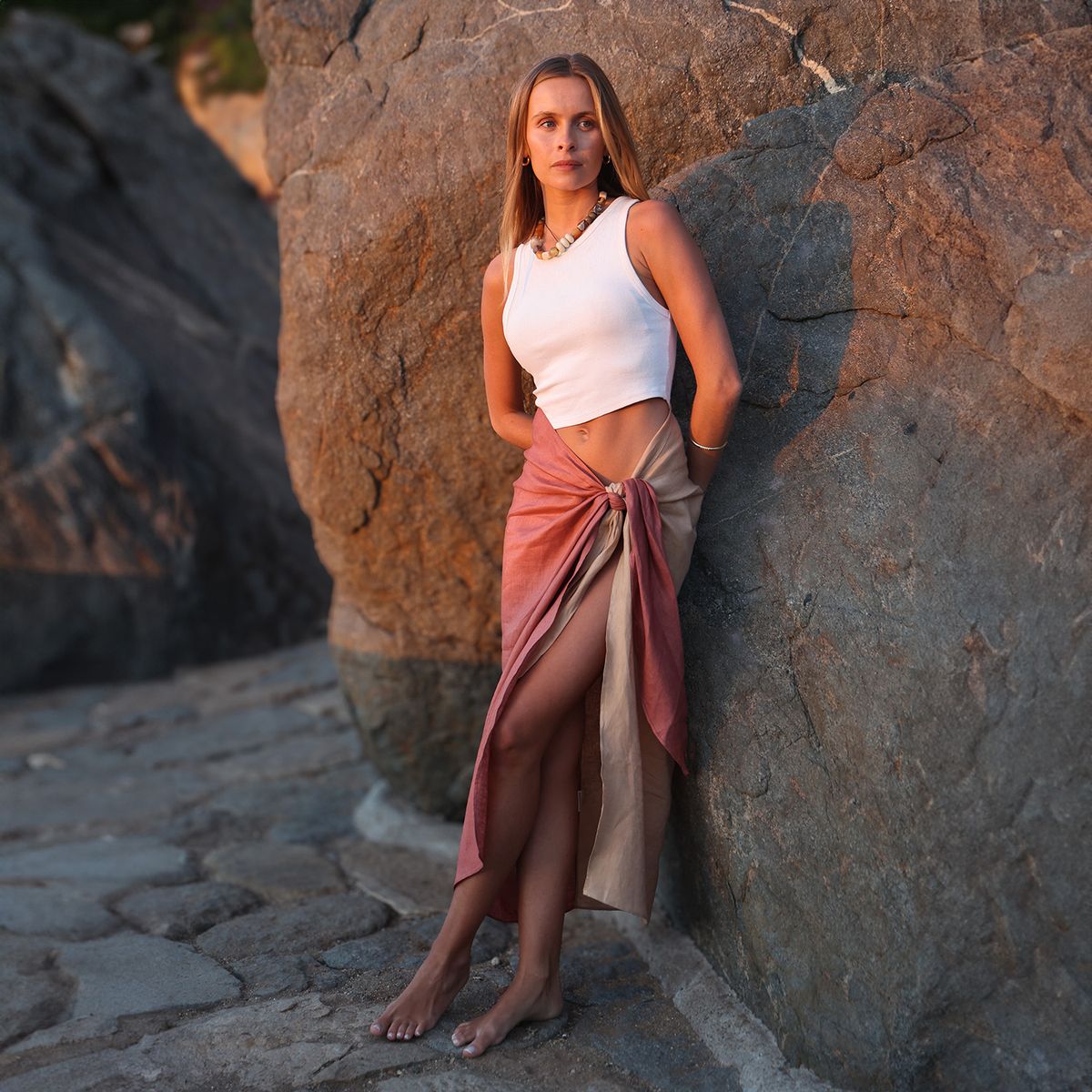 BASEMENT - Falda Pareo Bicolor Con Nudo x Paula Mekis Basement