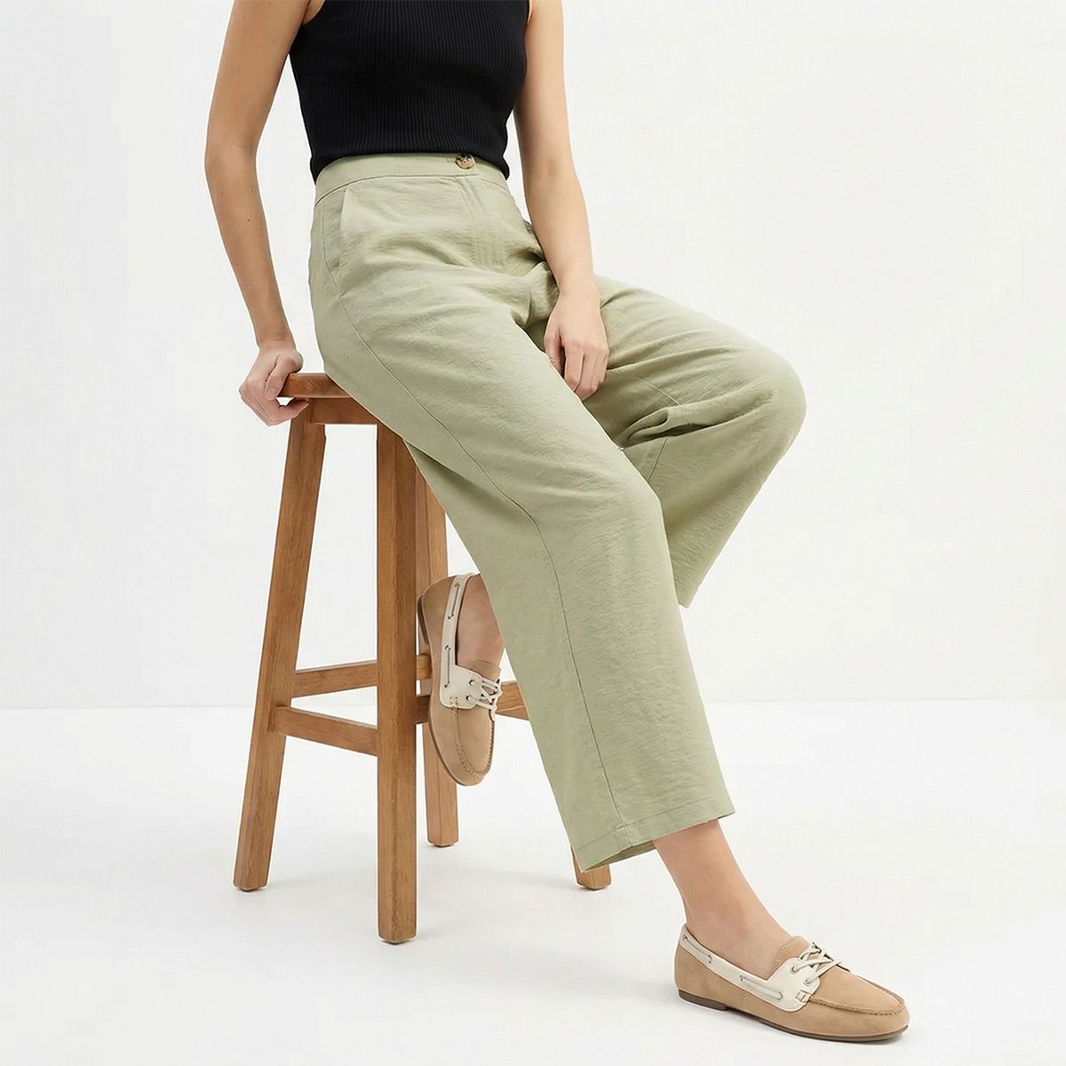 BASEMENT - Mocasín Náutico Mujer Cuero Beige Basement