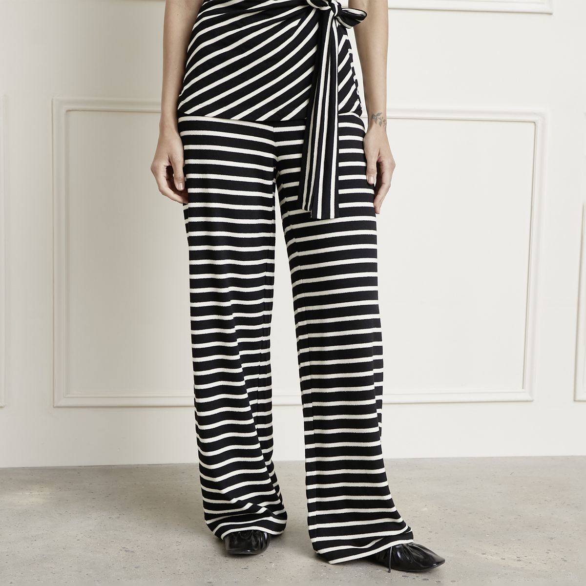 BASEMENT - Pantalón Tiro Alto Mujer Basement