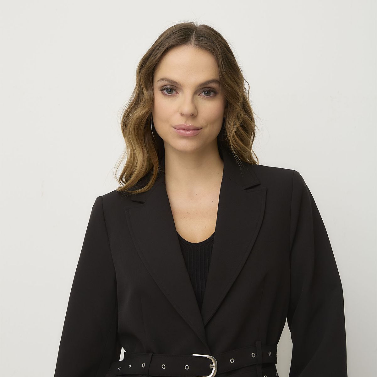 MOSSIMO - Blazer Mujer con Cinturón Mossimo