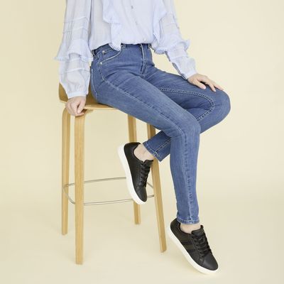 Imagen 2 del producto Zapatilla Urbana Mujer Negro