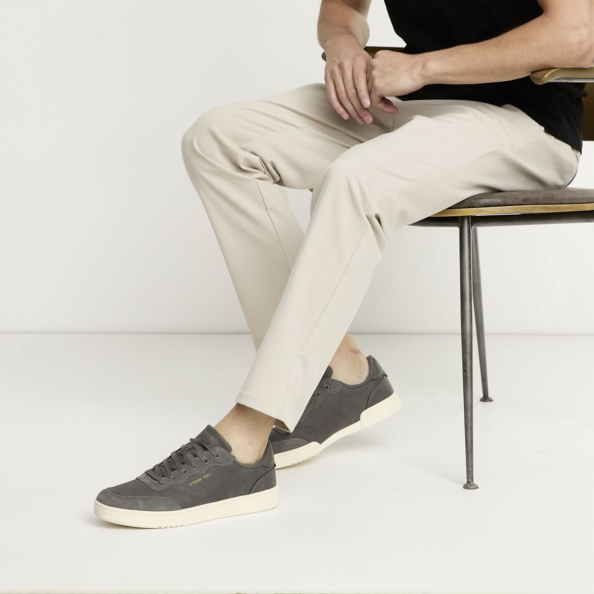 BASEMENT - Zapatilla Urbana Hombre Gris Basement