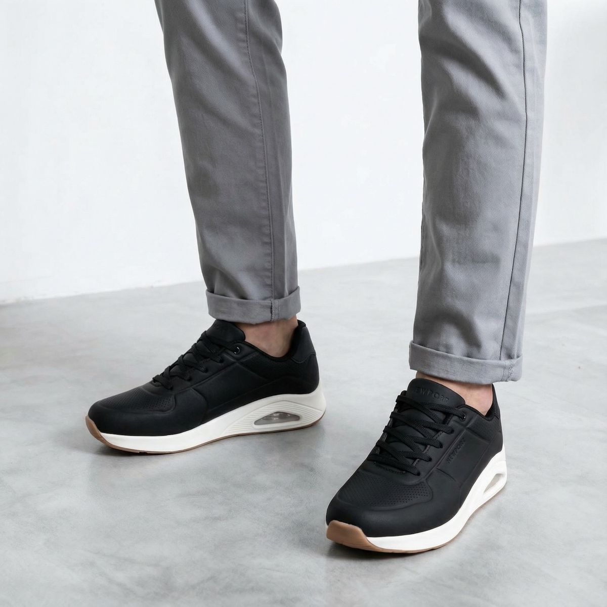 NEWPORT - Zapatilla Urbana Hombre Negro Newport