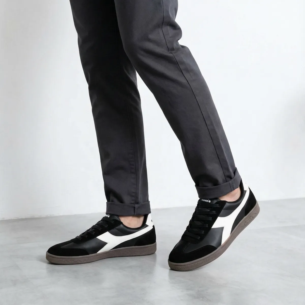 DIADORA - Bamtelo Zapatilla Urbana Hombre Negro Diadora