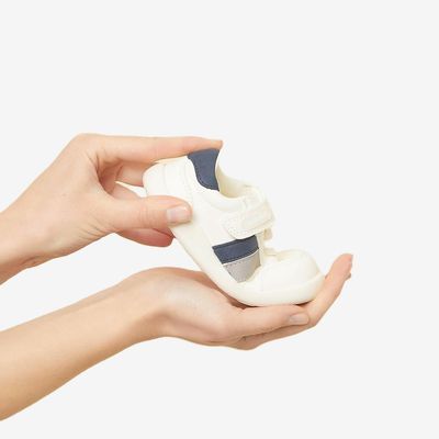 Imagen 2 del producto Zapatilla Urbana Niño Blanco (18 a 26)