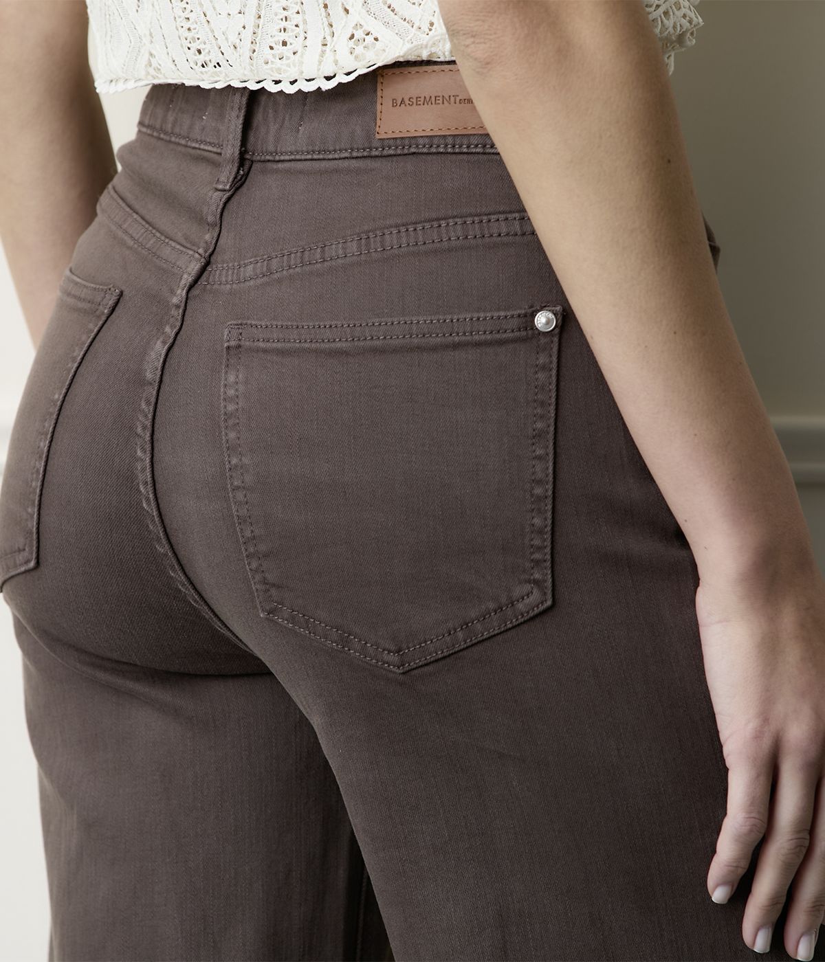 THE STRUMMERS  『 BASEMENT WISE EXTRA 』 BASEMENT Jeans Wide Leg Mujer Basement | Falabella Chile