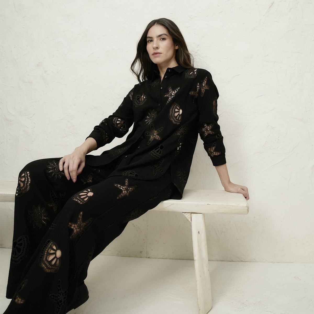 BASEMENT - Blusa Mujer 100% lino x Fran Larrain Basement