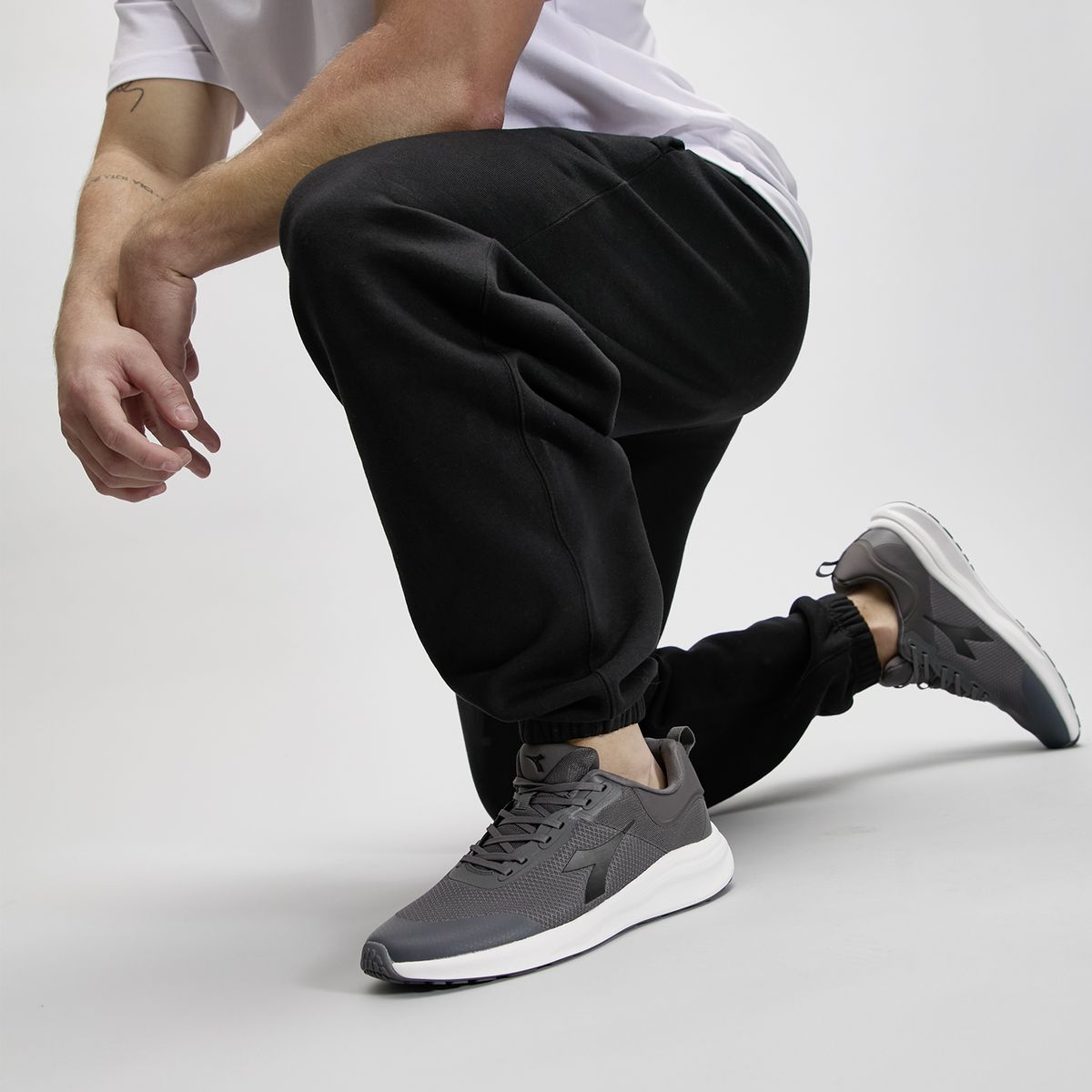 DIADORA - Soltin Zapatilla Running Hombre Gris Diadora